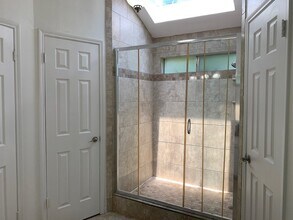 6650 Grove Field Ln in Houston, TX - Building Photo - Building Photo