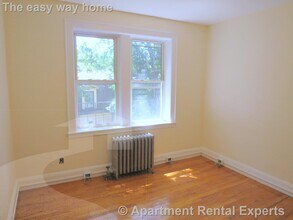 4 Cogswell Ave in Cambridge, MA - Building Photo - Building Photo
