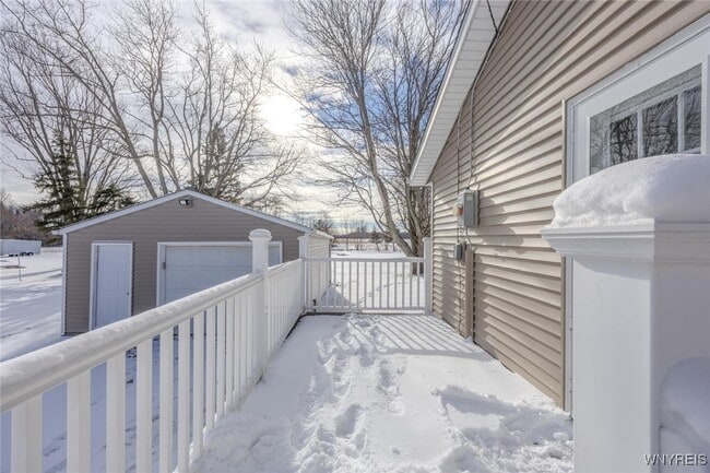 property at 3582 Upper Mountain Rd