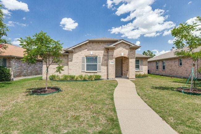 property at 7752 Highpoint Ridge