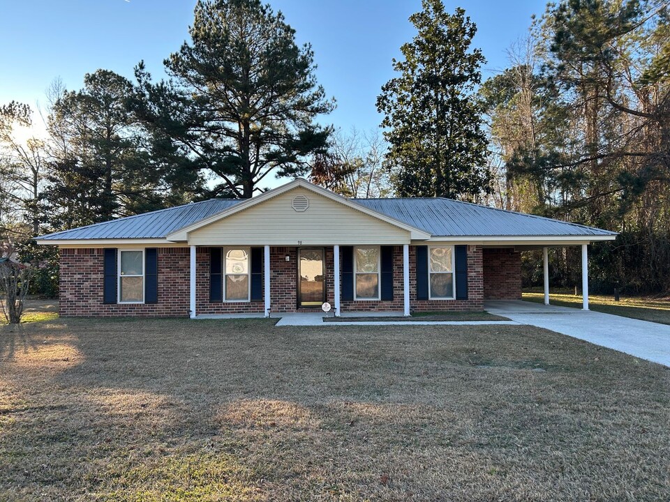 98 Brogdon Rd in Guyton, GA - Building Photo