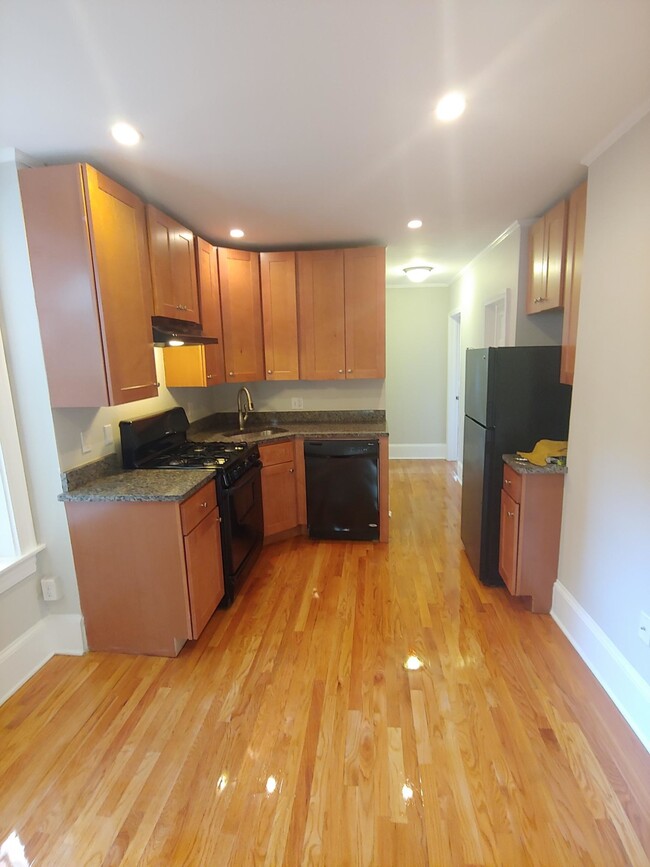 72 Joy St, Unit 14 in Boston, MA - Building Photo - Building Photo