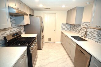 3928 Leafield Dr in Austin, TX - Building Photo - Building Photo