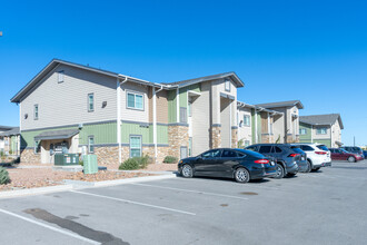 Patriot Place in El Paso, TX - Foto de edificio - Building Photo