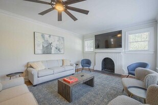 840 Bobbin Mill Rd in Athens, GA - Building Photo