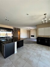 270 Calgrove St in Las Vegas, NV - Building Photo - Building Photo