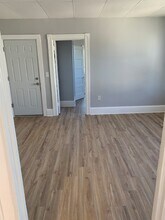167 Park Rd, Unit 2w in West Hartford, CT - Building Photo - Building Photo