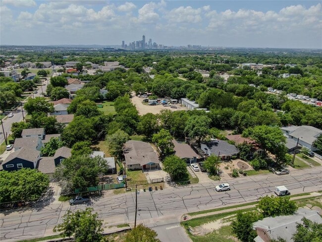 1412 Vargas Rd in Austin, TX - Building Photo - Building Photo