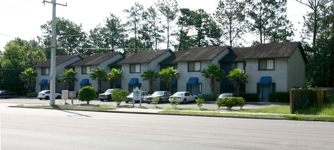 Westlake Villas in Jacksonville, FL - Foto de edificio - Building Photo