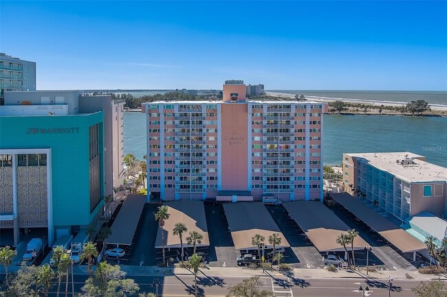 675 S Gulfview Blvd, Unit PH1 in Clearwater, FL - Building Photo - Building Photo