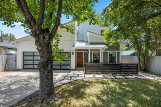 2203 E 14th St in Austin, TX - Building Photo - Building Photo