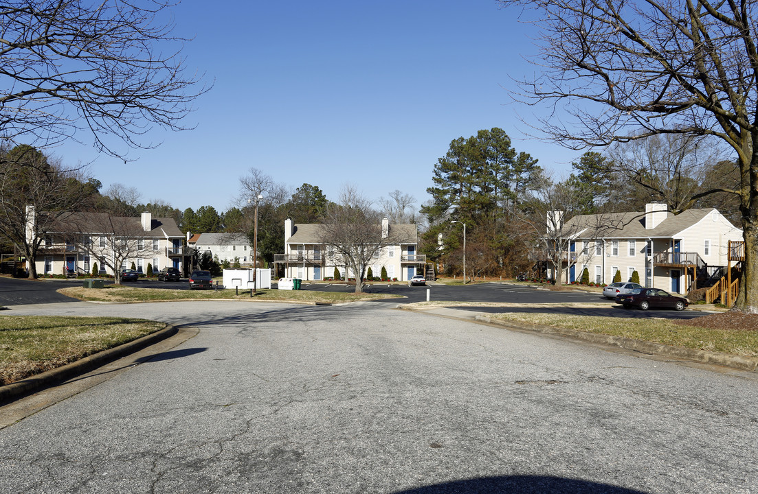 Angel Court Apartments in Raleigh, NC - Building Photo