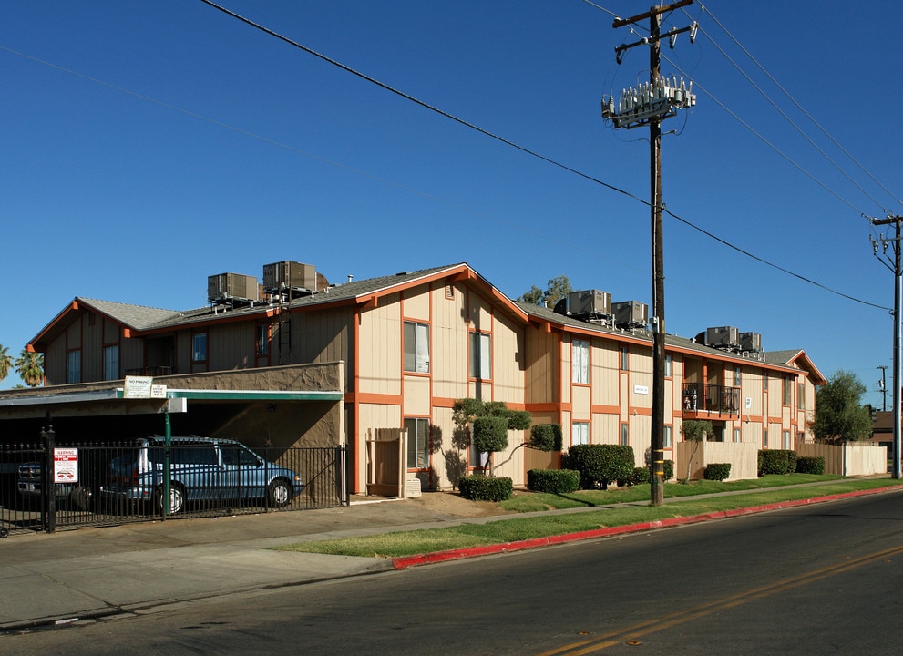 Butler Arms Apartments in Fresno, CA - Foto de edificio