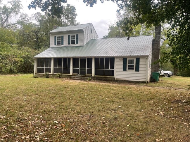 property at 3088 Hillsboro Rd