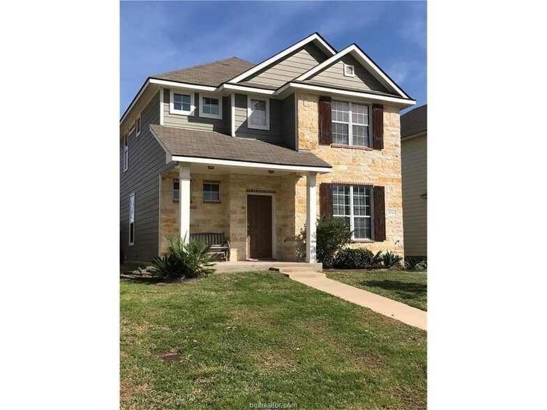 2931 McLaren Dr in College Station, TX - Building Photo
