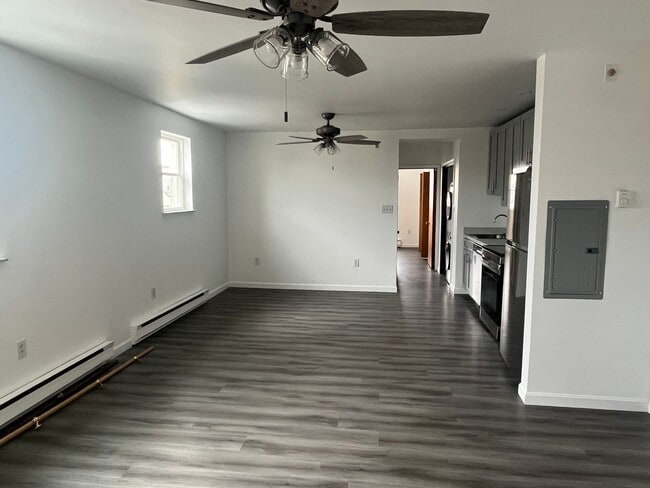 property at 2555 S Alder St
