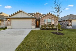 145 Lost Crk Trl in Greenville, TX - Building Photo