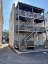 898 Hancock Ave in Bridgeport, CT - Building Photo - Building Photo