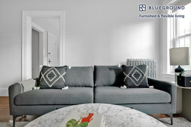 116 Winthrop Rd in Brookline, MA - Building Photo - Building Photo
