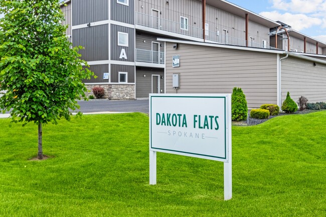 Dakota Flats in Spokane, WA - Foto de edificio - Building Photo