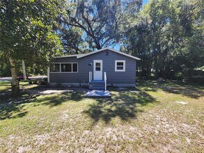 106 SW 6th St in Micanopy, FL - Building Photo - Building Photo