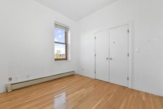 30 E Concord St, Unit 10 in Boston, MA - Building Photo - Building Photo