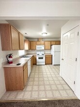 685 Leslie Ct in Fallon, NV - Building Photo - Building Photo