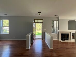 234 Grand Ridge Rd in St. Charles, IL - Foto de edificio - Building Photo