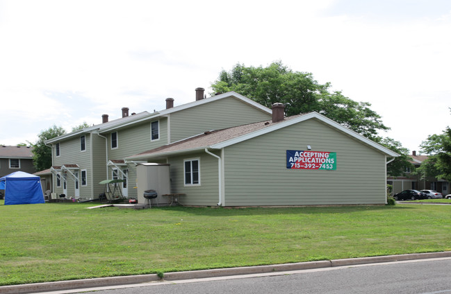 Bartley Manor in Superior, WI - Building Photo - Building Photo