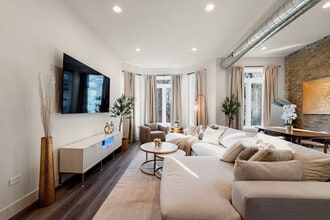 1543 N Claremont Ave in Chicago, IL - Building Photo - Building Photo