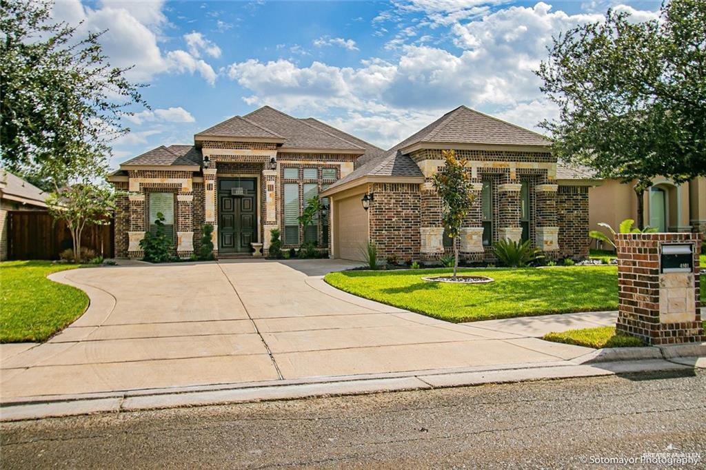 21 West St in McAllen, TX - Building Photo