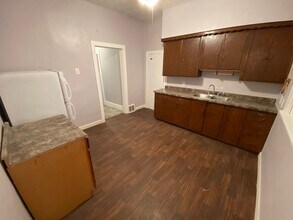 2535 Avenue B in Council Bluffs, IA - Building Photo - Building Photo