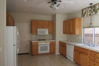7143 Tanager Dr in Carlsbad, CA - Building Photo - Building Photo