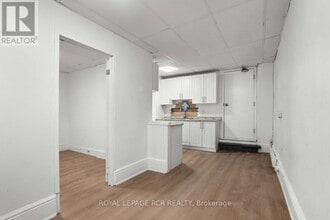 137 Broadway in Orangeville, ON - Building Photo - Building Photo