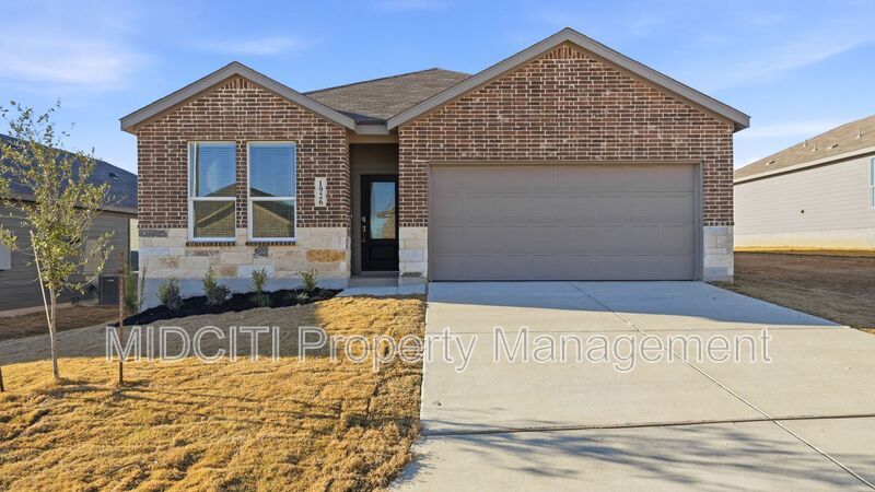 1926 Wood Warbler in New Braunfels, TX - Building Photo