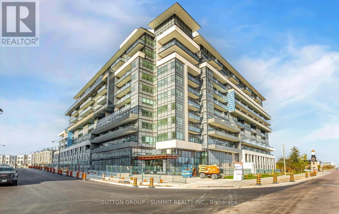 395-395 Dundas St W in Oakville, ON - Building Photo