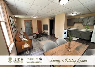320 S Dakota St in Canton, SD - Building Photo - Building Photo