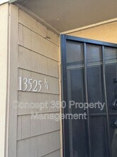 13525 3/4-13524 Village Dr in Cerritos, CA - Building Photo - Building Photo