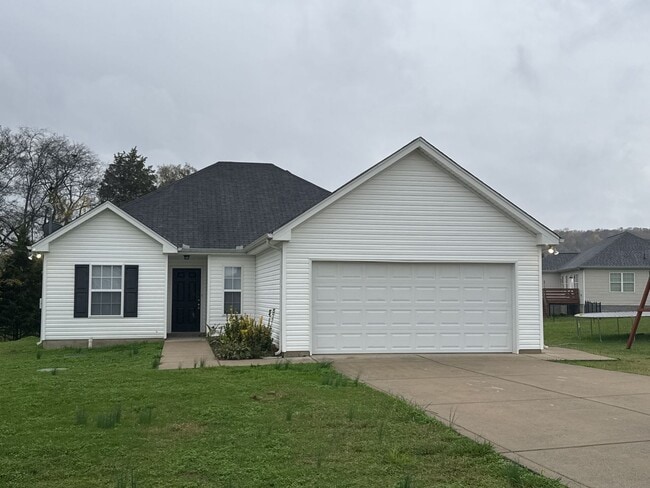 property at 1105 Maxfli Dr