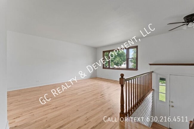 1416 Coolidge Ave in Wheaton, IL - Building Photo - Building Photo