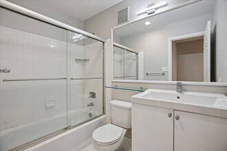 1620 Beekman Pl NW in Washington, DC - Building Photo - Building Photo