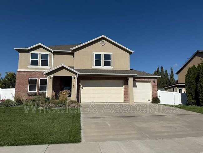 property at 1584 W Galbraith Ln