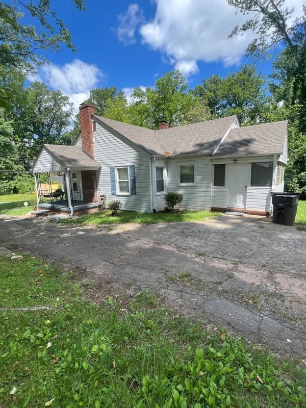 4493 Ogburn Ave in Winston-Salem, NC - Building Photo - Building Photo