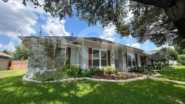 property at 4405 Blystone Ln