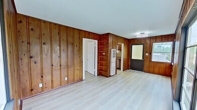 212 1st St in Huntington Beach, CA - Building Photo - Building Photo