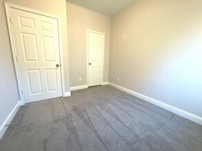1120 5th Ave N in Texas City, TX - Building Photo - Building Photo