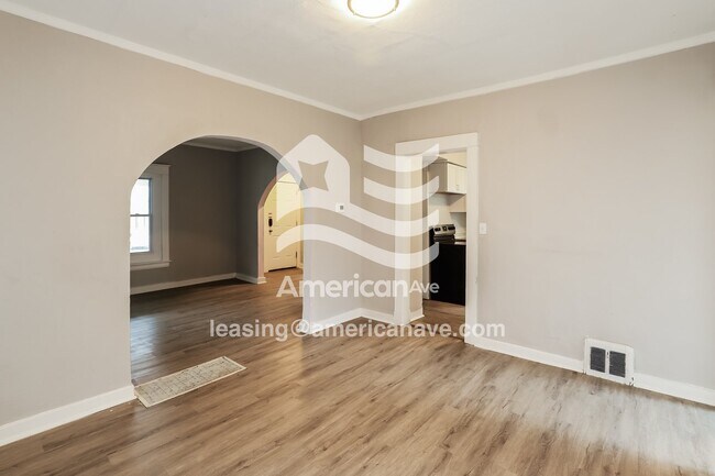 5242 Lyon Ave in Kansas City, MO - Building Photo - Building Photo