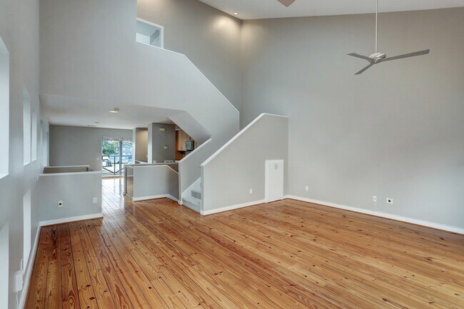 835 Saulnier St in Houston, TX - Foto de edificio - Building Photo