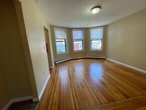 290-292-292 Chestnut St in Lynn, MA - Building Photo - Building Photo