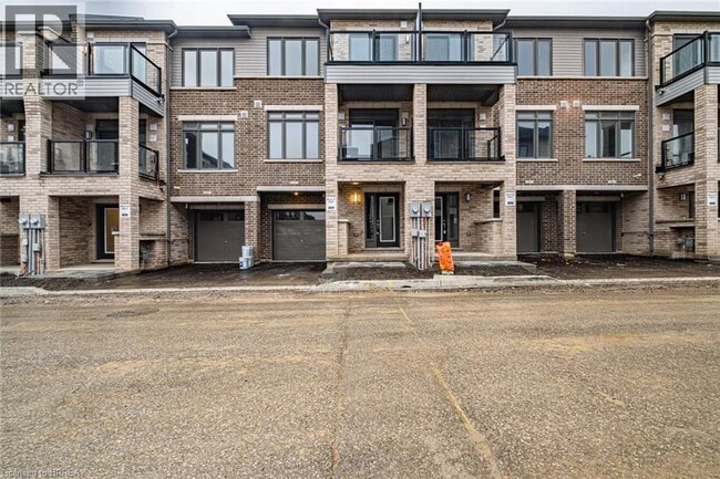 585 Colborne St in Brantford, ON - Building Photo - Building Photo